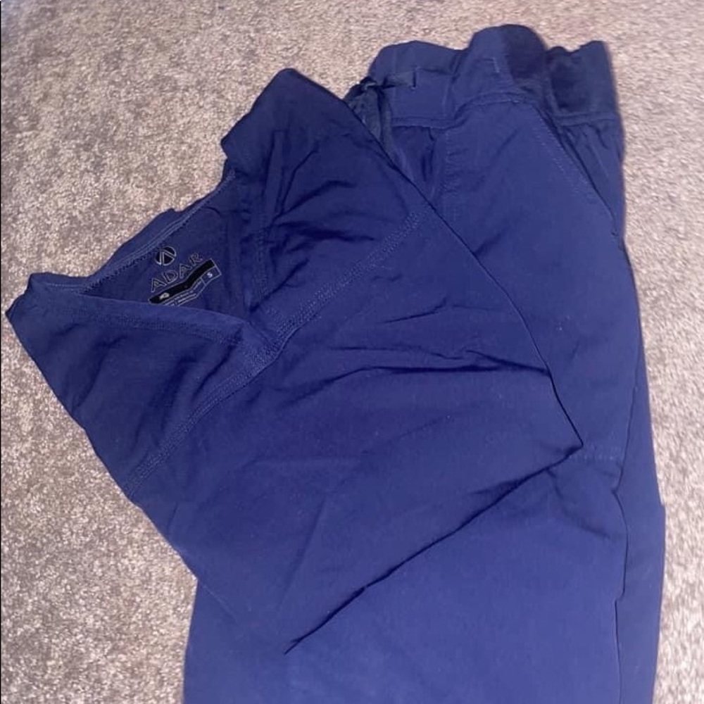 Womens scrubs